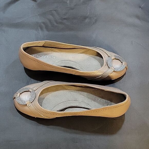 BRAND NEW AEROSOLES WOMEN'S SLIP-ON FLAT SHOE - Picture 7 of 16